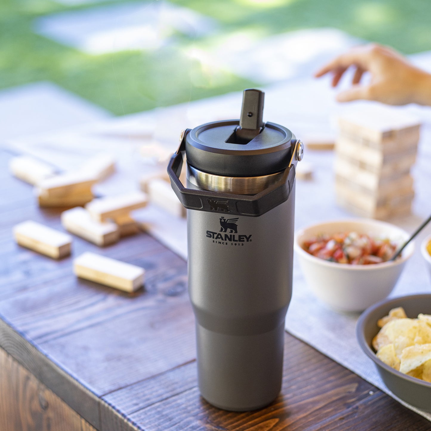 STANLEY CLASSIC ICEFLOW FLIP STRAW TUMBLER